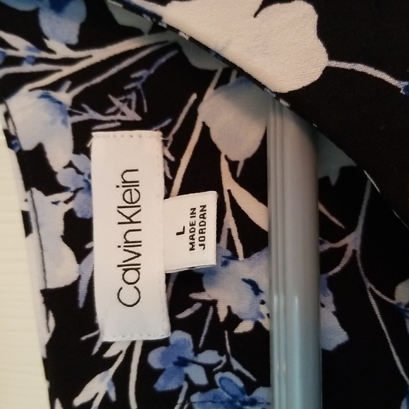 💙 CALVIN KLEIN SLEEVELESS TOP 💙 - Picture 3 of 7